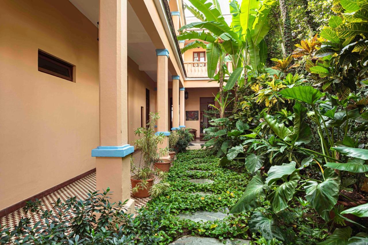 Hotel Villa Colonial サントドミンゴ エクステリア 写真