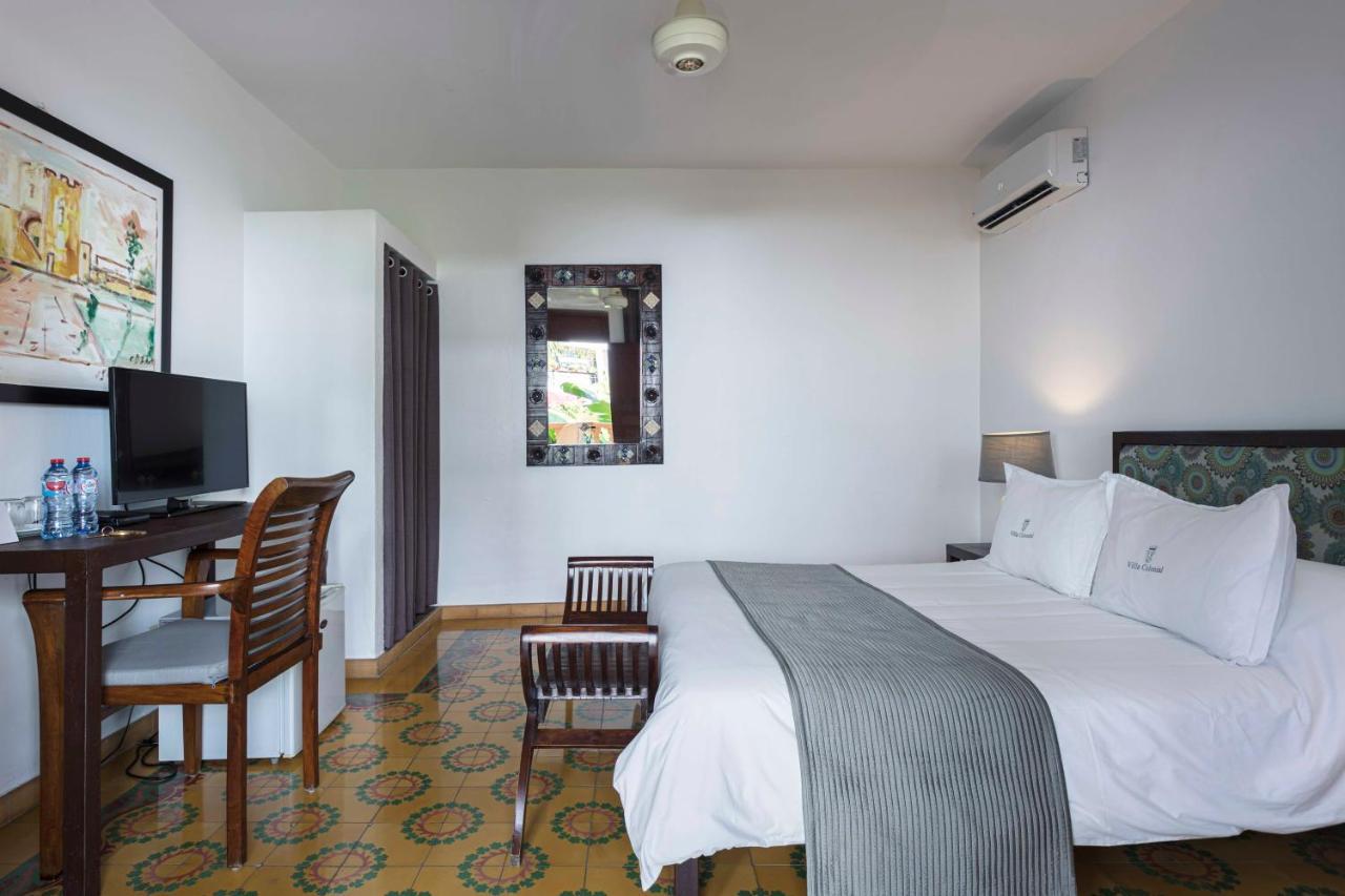 Hotel Villa Colonial サントドミンゴ エクステリア 写真