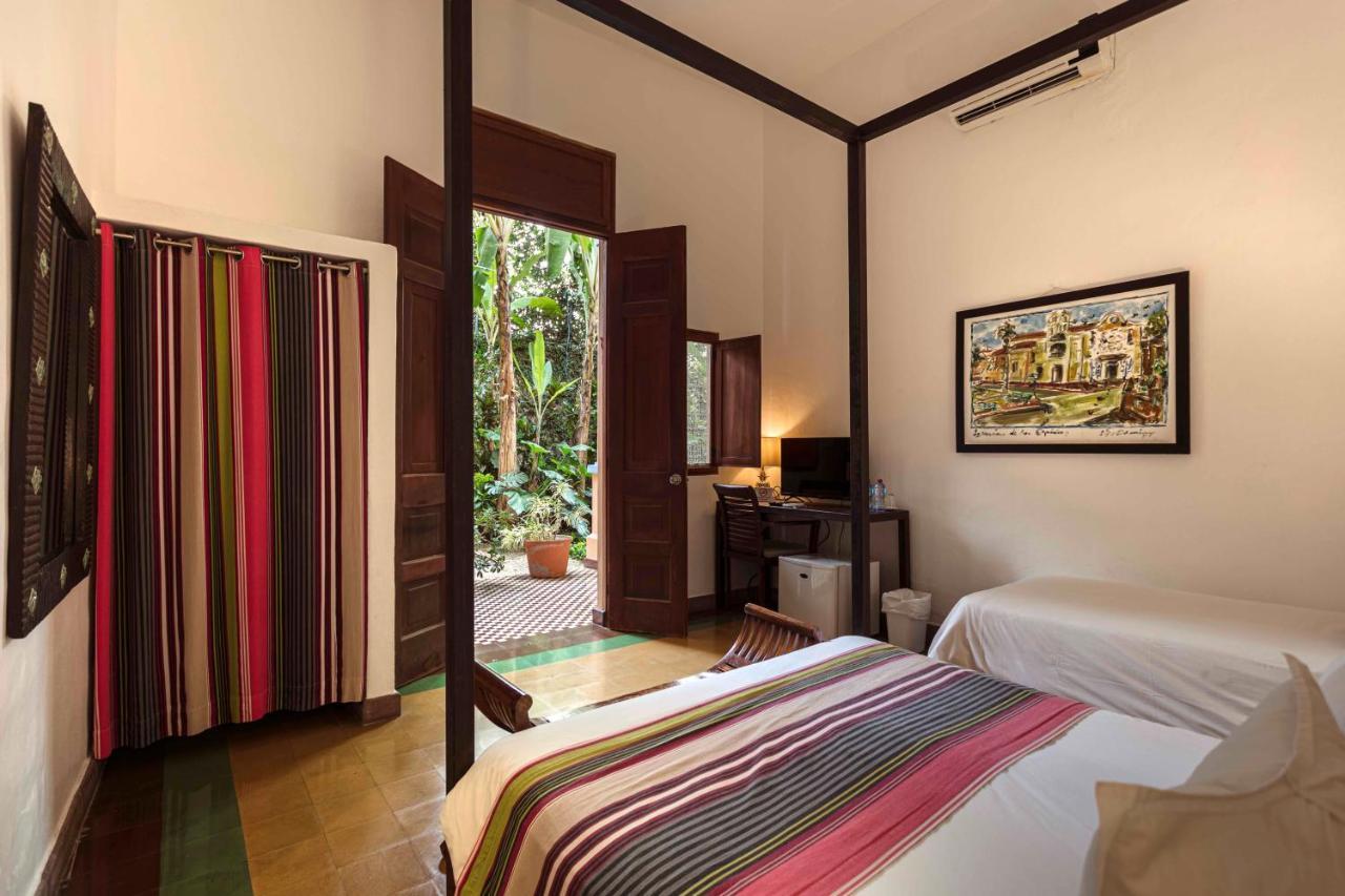 Hotel Villa Colonial サントドミンゴ エクステリア 写真