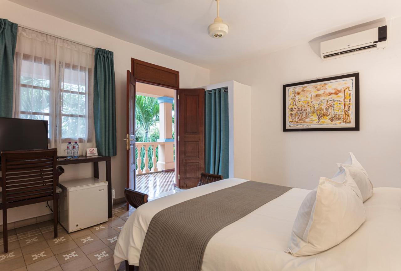 Hotel Villa Colonial サントドミンゴ エクステリア 写真